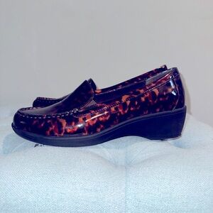 G.H. Bass & Co. Brown Loafers Classic Flats